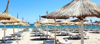 EFO Studios on the Beach