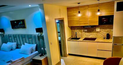 Slavan Suites & Apartments