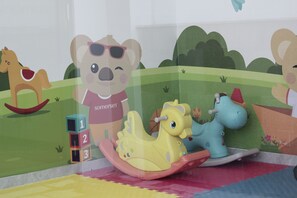 Children's area - Somerset Queen City Semarang (Semarang)