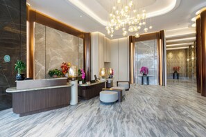 Reception - Somerset Queen City Semarang (Semarang)
