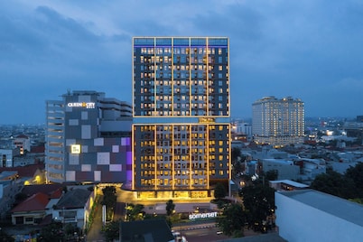 Somerset Queen City Semarang