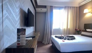 2 bars/lounges, piano bar, pub - SABAH Hotel (Mohammedia)