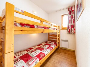 2 bedrooms - 6-person apartment at the slopes, near shops and lifts (Saint-François-Longchamp)