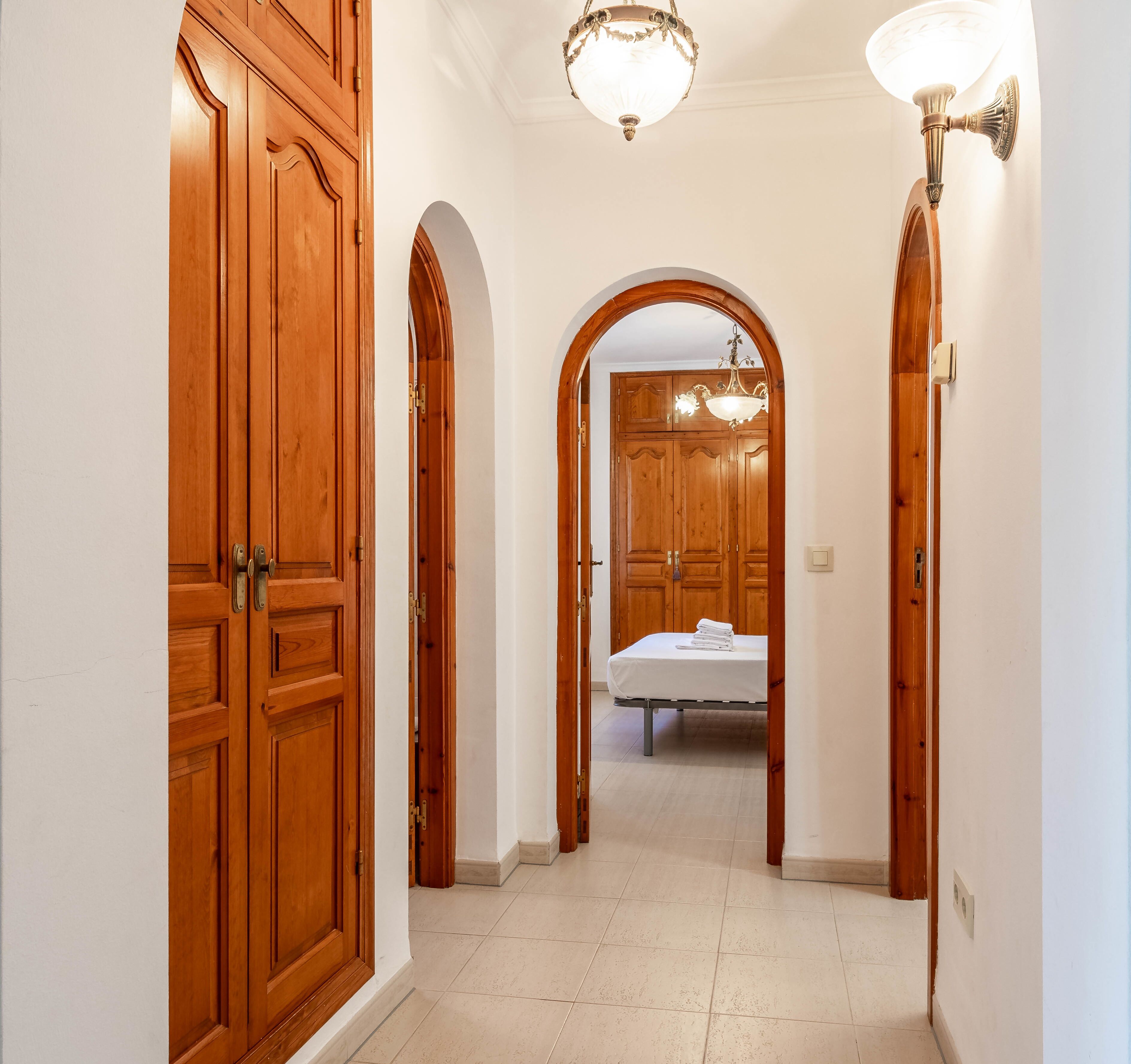 3 chambres, fer et planche à repasser, accès au Wi-Fi (inclus)