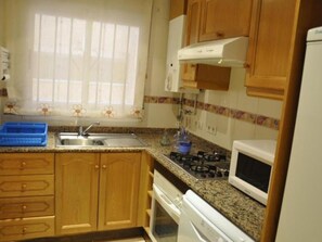 Fridge, microwave, coffee/tea maker