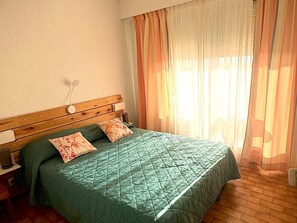 1 bedroom, free WiFi - Apartment for 6 with Wi-Fi and sea view (Roquebrune-Cap-Martin)