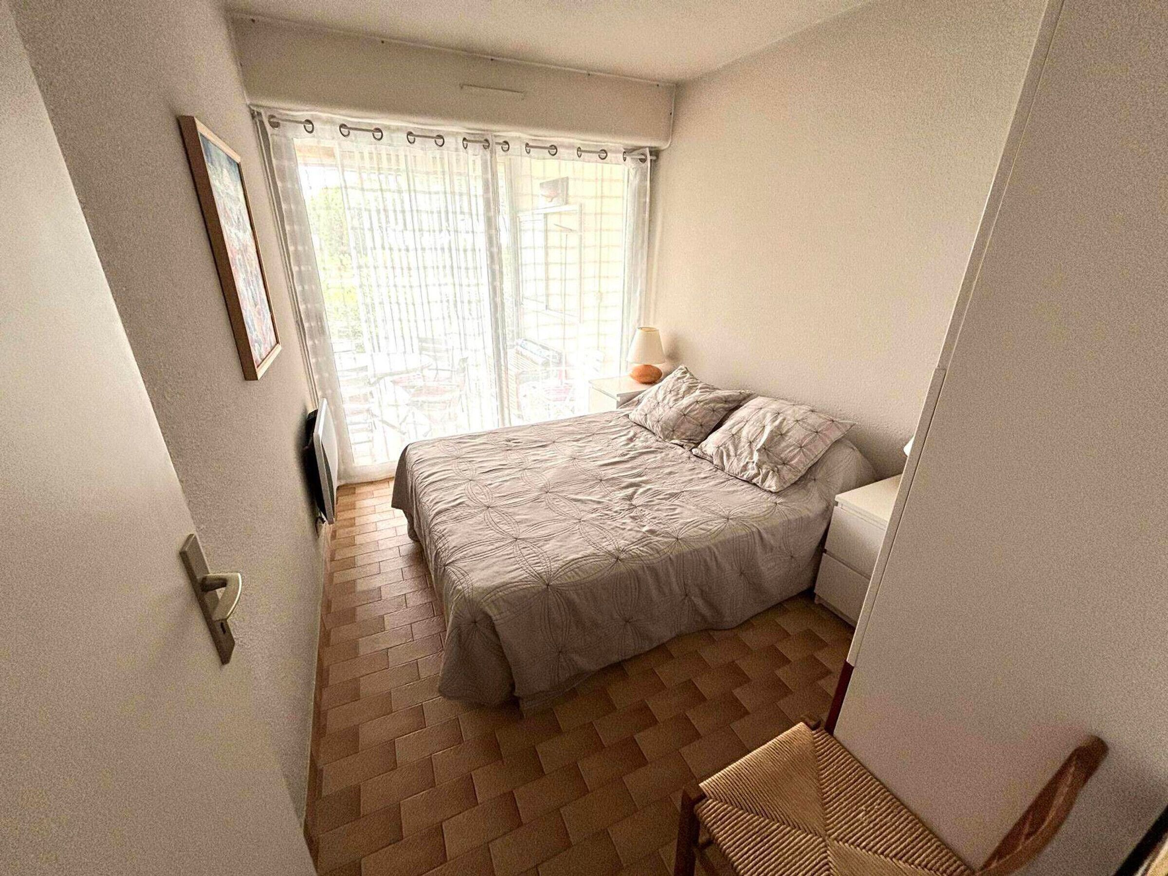 2 bedrooms