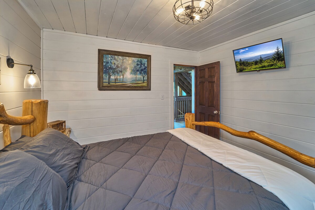 Photo 70 of Charming 6BR Stay • Steps from Downtown