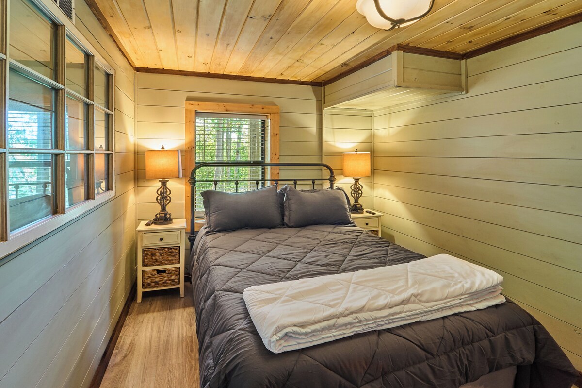 Photo 61 of Charming 6BR Stay • Steps from Downtown