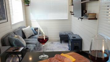 Smart TV y chimenea