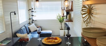 La Rioja Station | Patio | 1BR | Wine Escape