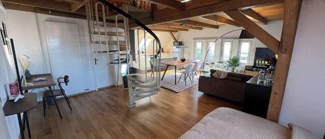 1 dormitorio, tabla de planchar con plancha, cuna de viaje y wifi