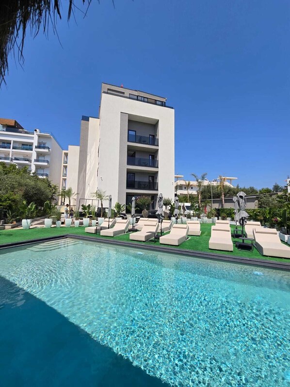 Bagian depan properti