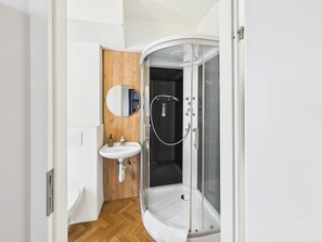 Hair dryer, towels - Lustenau - Villa Blumenau Studio 2 (Lustenau)