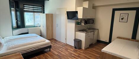 1 habitación, wifi y ropa de cama