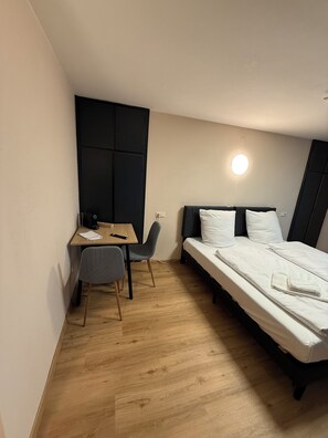 1 多间卧室、WiFi、床单