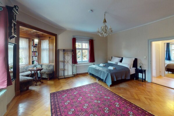 3 Schlafzimmer, Bügeleisen/Bügelbrett, Reisekinderbett, WLAN