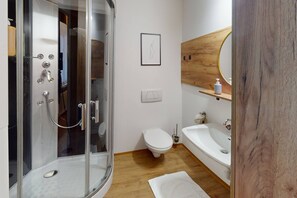 Hair dryer - Dornbirn - Kehlermähder - Basic Studio 2 (Dornbirn)