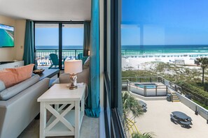 Smart TV, video games, DVD player, stereo - 2B/2BA Beachfront Corner, Gulf Views West & South (Destin)