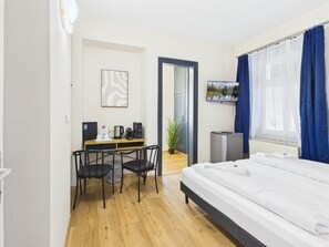 1 bedroom, WiFi, bed sheets - Lustenau - Villa Blumenau Studio 1 (Lustenau)