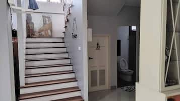 Laptop workspace, blackout curtains, iron/ironing board, free WiFi