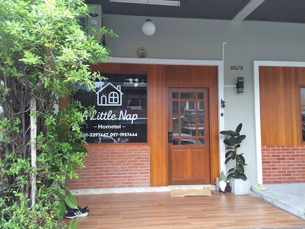 A Little Nap Hometel - Hat Yai