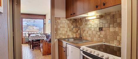 Fridge, microwave, dishwasher