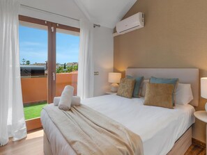 4 bedrooms, free WiFi, bed sheets