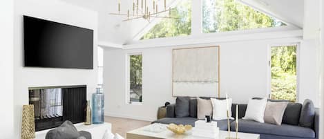 TV, fireplace, offices