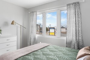 1 bedroom, bed sheets