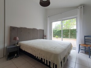 4 bedrooms, WiFi - 4-bedroom villa near beach and forest for 8 guests (La Faute-sur-Mer)