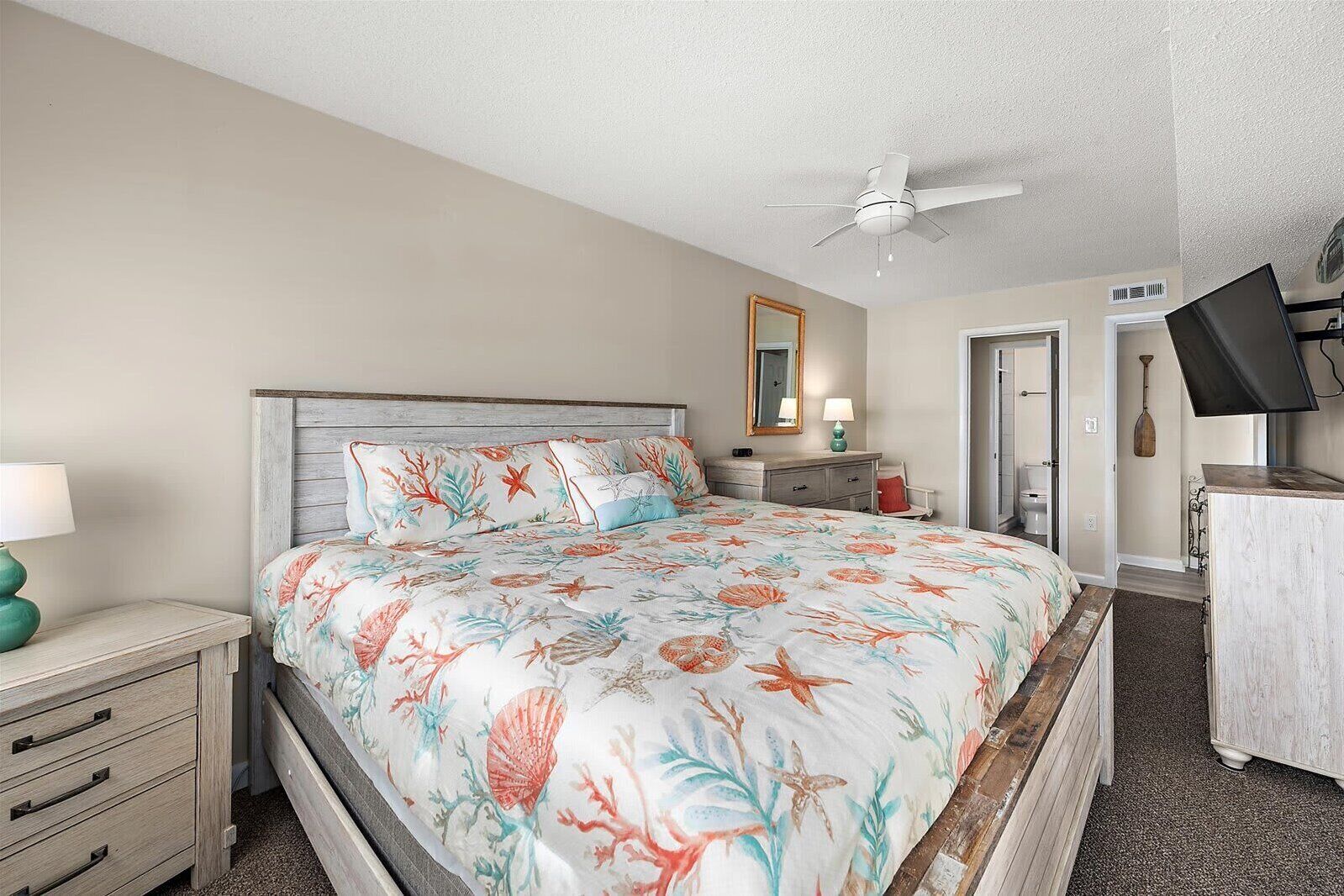 2 chambres, fer et planche à repasser, Wi-Fi, literie fournie