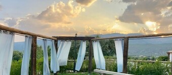 Charming Couples' Getaway: Riverside Retreat with Pool, Sierra de Cazorla Views