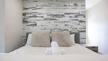 5 bedrooms, iron/ironing board, travel crib, WiFi