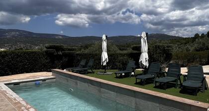 Mountain Retreat with Quality Materials, Sleeps 11, Sierra de Cazorla