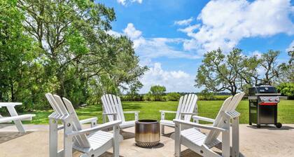 Casita Rosa | 1BR with Marsh Views!