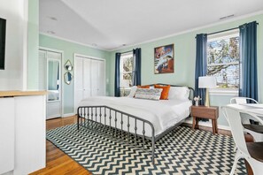 1 habitación, tabla de planchar con plancha, cuna de viaje y wifi 