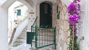 Front of property - Casa Vacanza Opuntia (Sperlonga)
