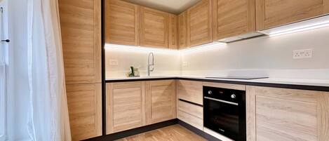 Frigorífic, microones, forn i rentaplats