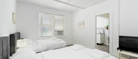 Fer et planche à repasser, Wi-Fi, draps fournis