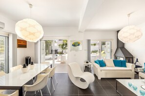 Living room - Protaras Narcissos Seaside Villa 16 (Paralimni)