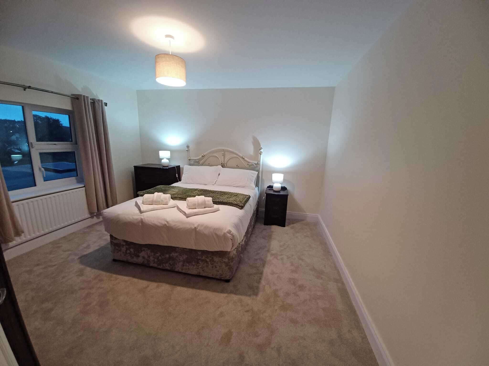 House | 3 bedrooms, iron/ironing board, free WiFi, bed sheets