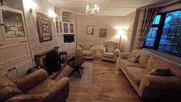 House | Living area | Fireplace