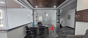 Om Sri Vigneshwara Palani Grand Hotel