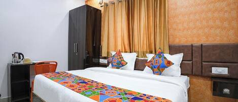 Chambre Deluxe | Bureau, accĂšs au Wi-Fi (inclus), literie fournie