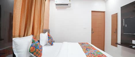 Phòng Deluxe | Bàn, truy cập Internet không dây miễn phí, bộ trải giường