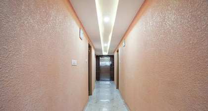 A White Pearl Suites