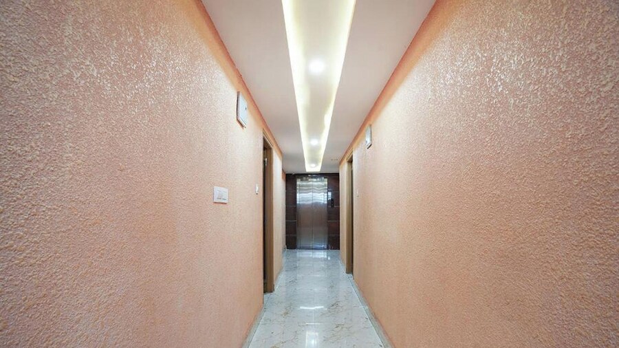 A White Pearl Suites