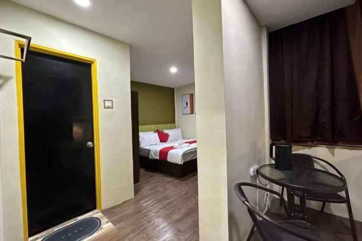 書桌、熨斗/熨衣板、免費無線上網、床單