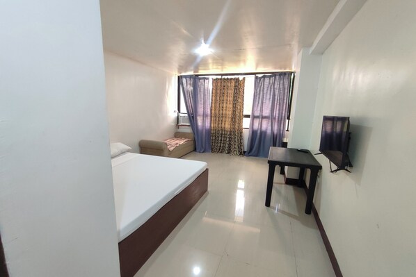 Junior Suite | Courtyard view